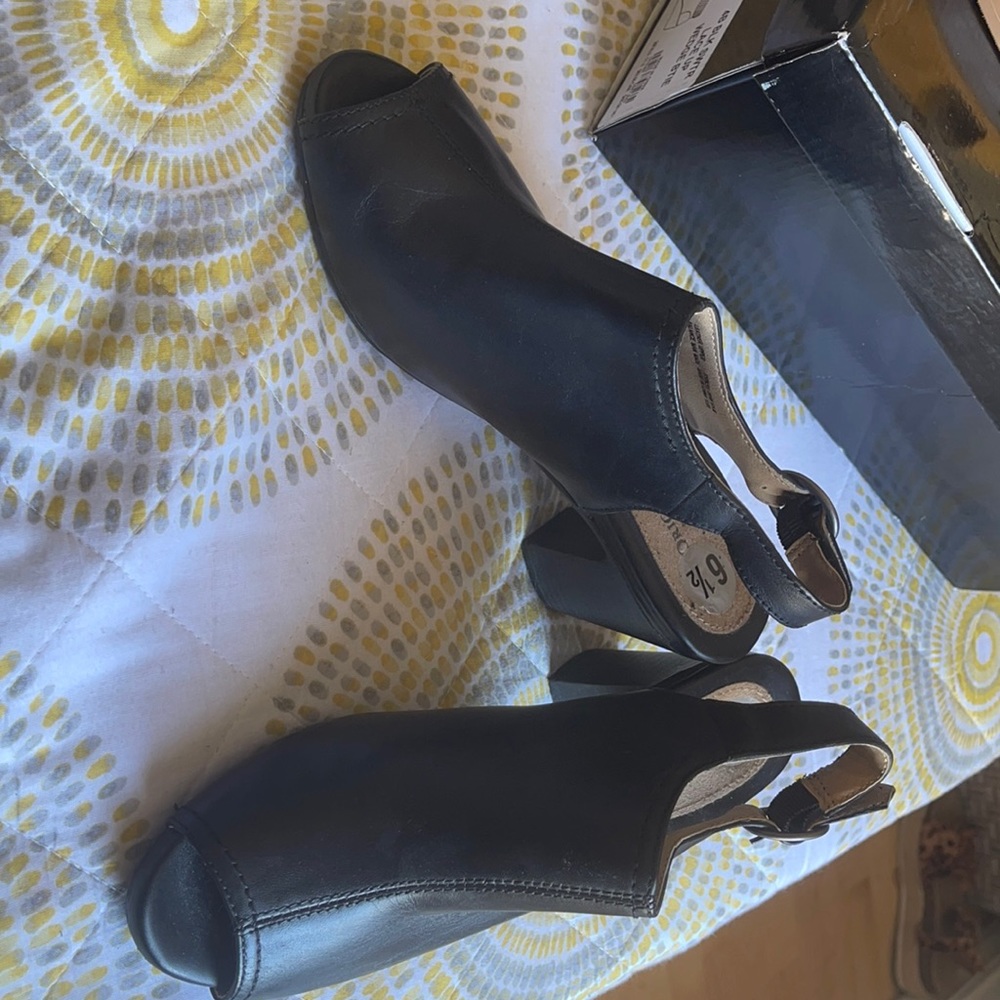 Open toe heel